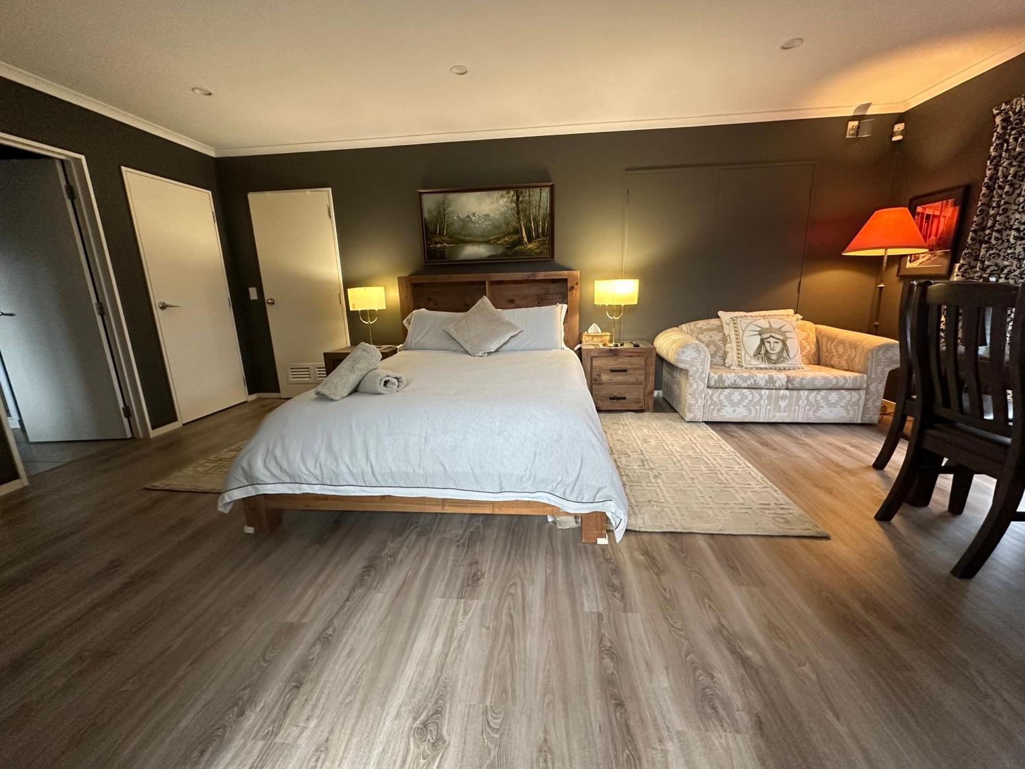 Lakeview Holiday Hideaway Таупо Екстериор снимка